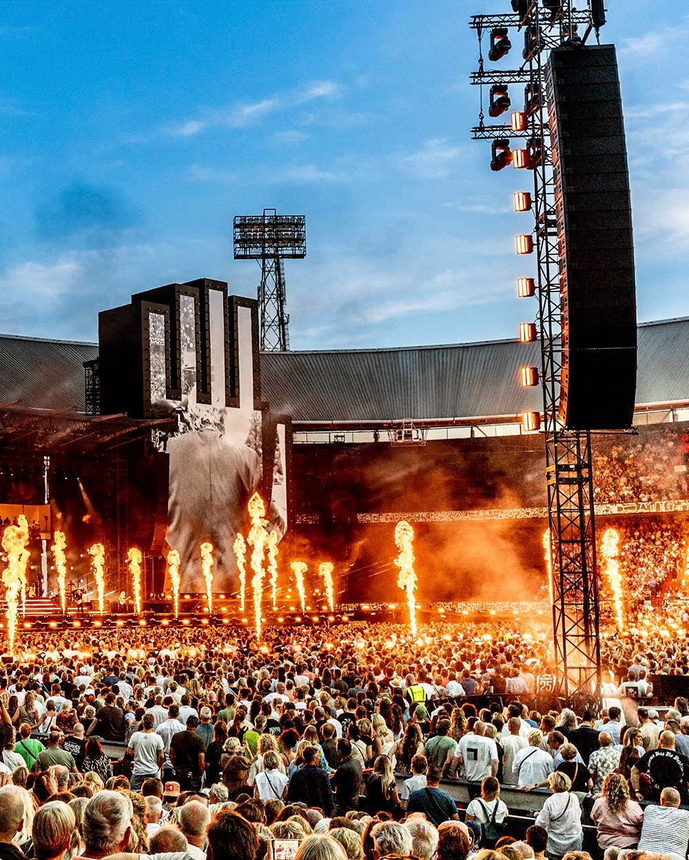 De Kuip vol met fans
